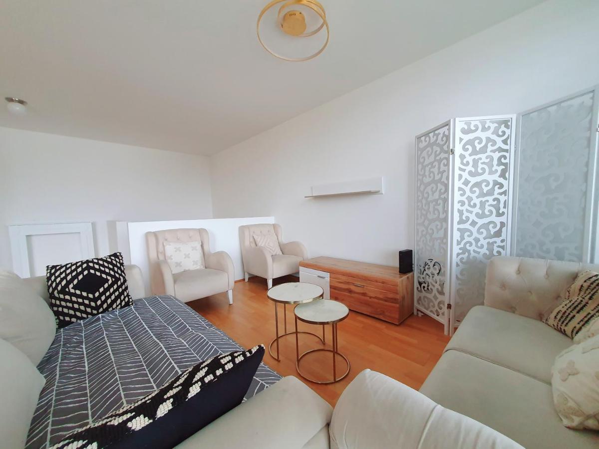 Near Lake Two Bedroom Duplex Apartment Wien Exterior foto